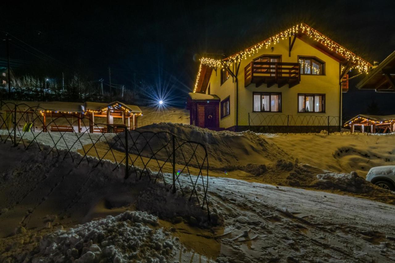 Cottage Chalet-Tiara Slavske Exterior photo