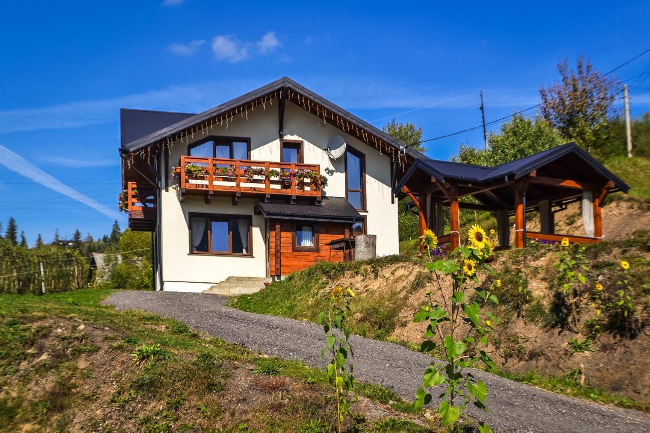 Cottage Chalet-Tiara Slavske Exterior photo