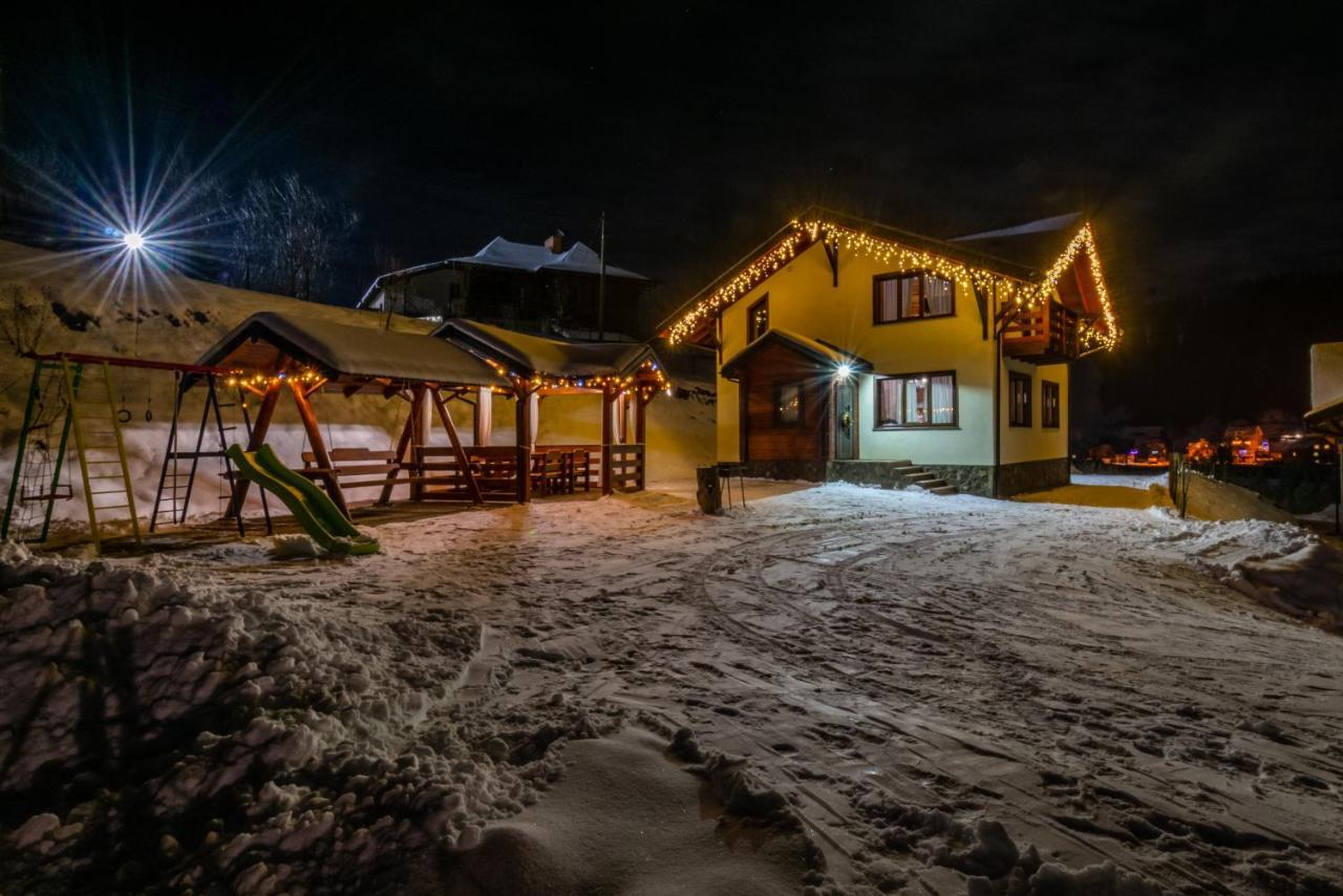 Cottage Chalet-Tiara Slavske Exterior photo