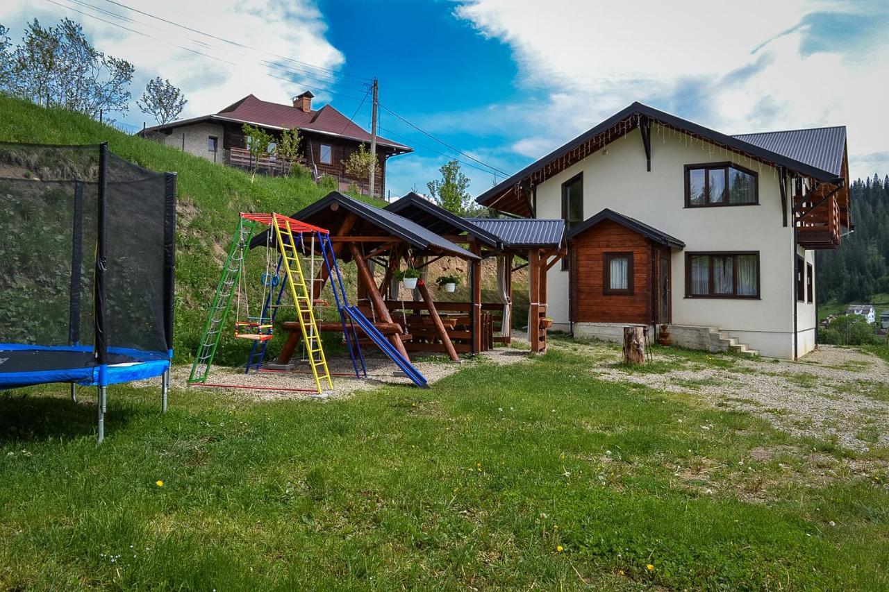 Cottage Chalet-Tiara Slavske Exterior photo