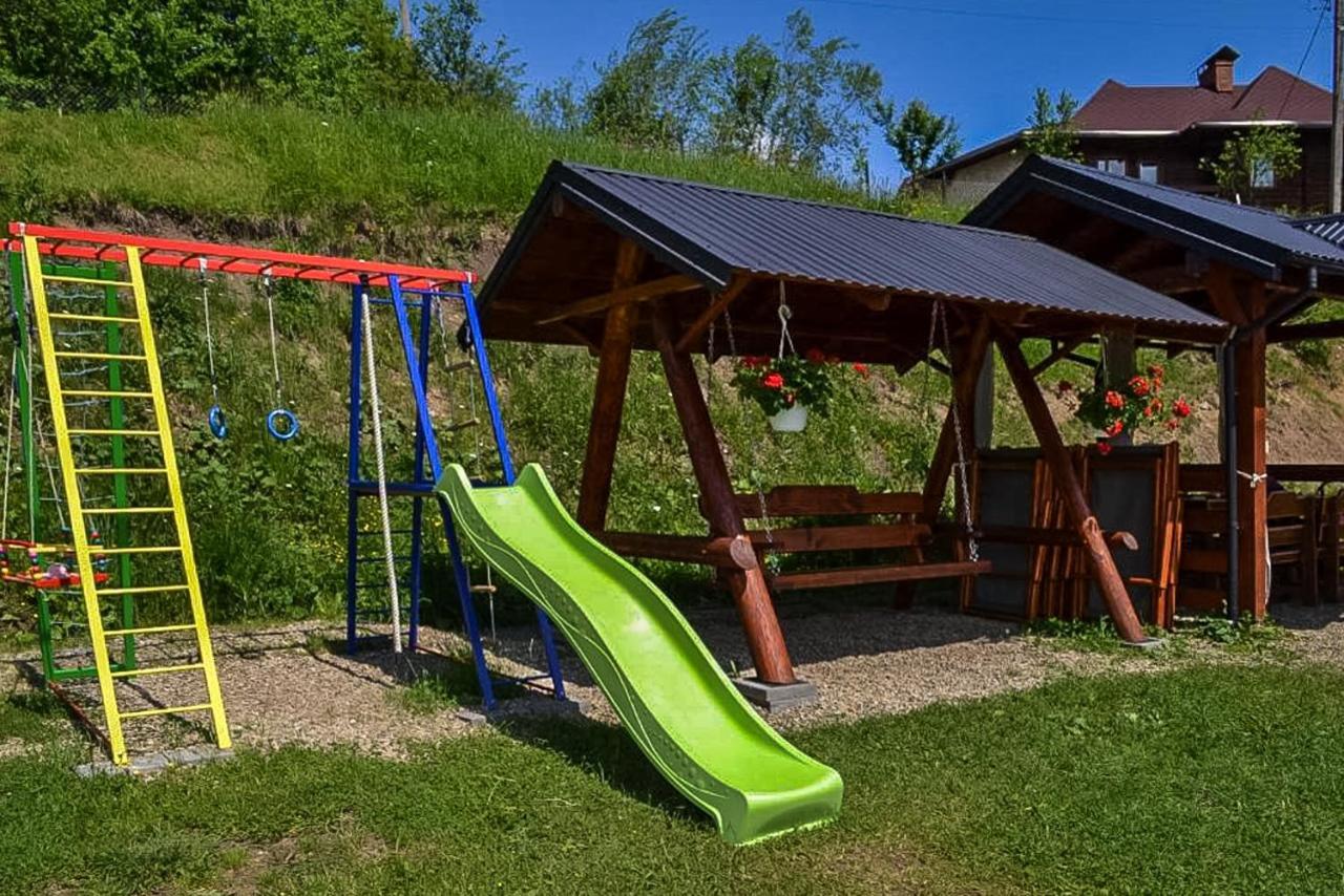 Cottage Chalet-Tiara Slavske Exterior photo