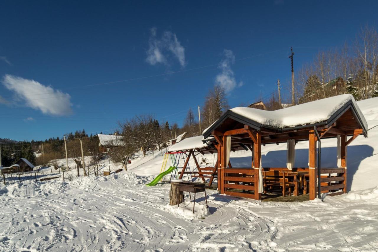 Cottage Chalet-Tiara Slavske Exterior photo