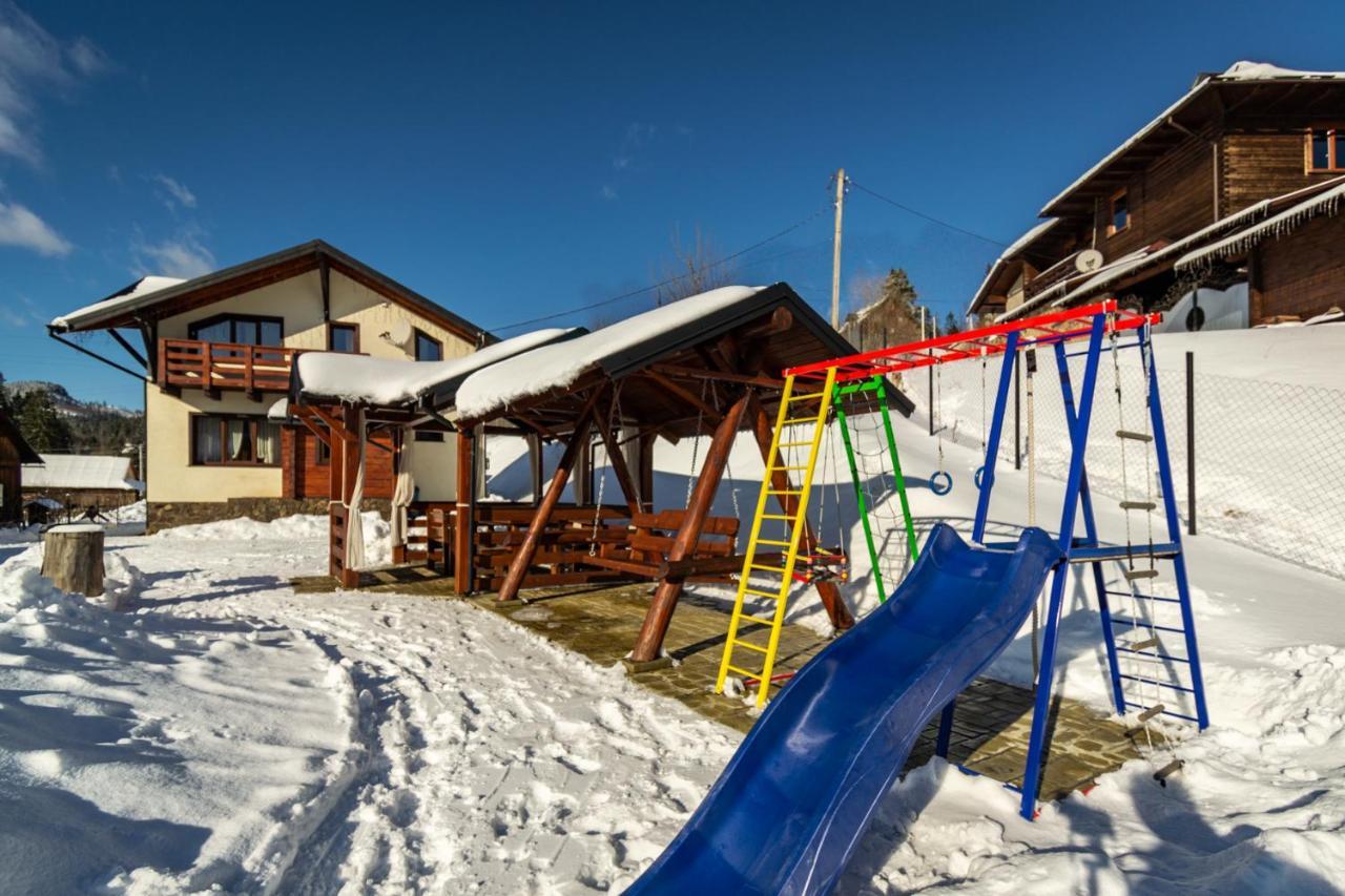 Cottage Chalet-Tiara Slavske Exterior photo